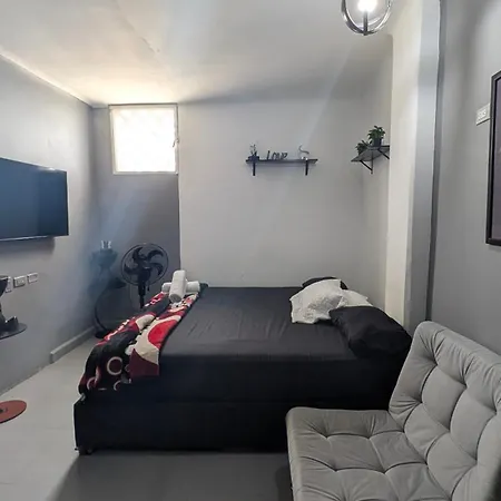 Apartamento King's 402 *