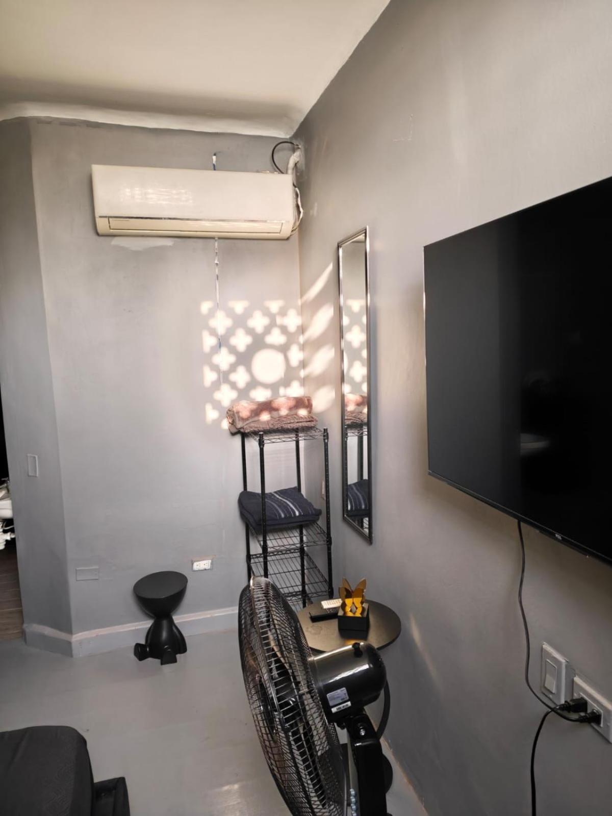 Apartamento King's 402 *